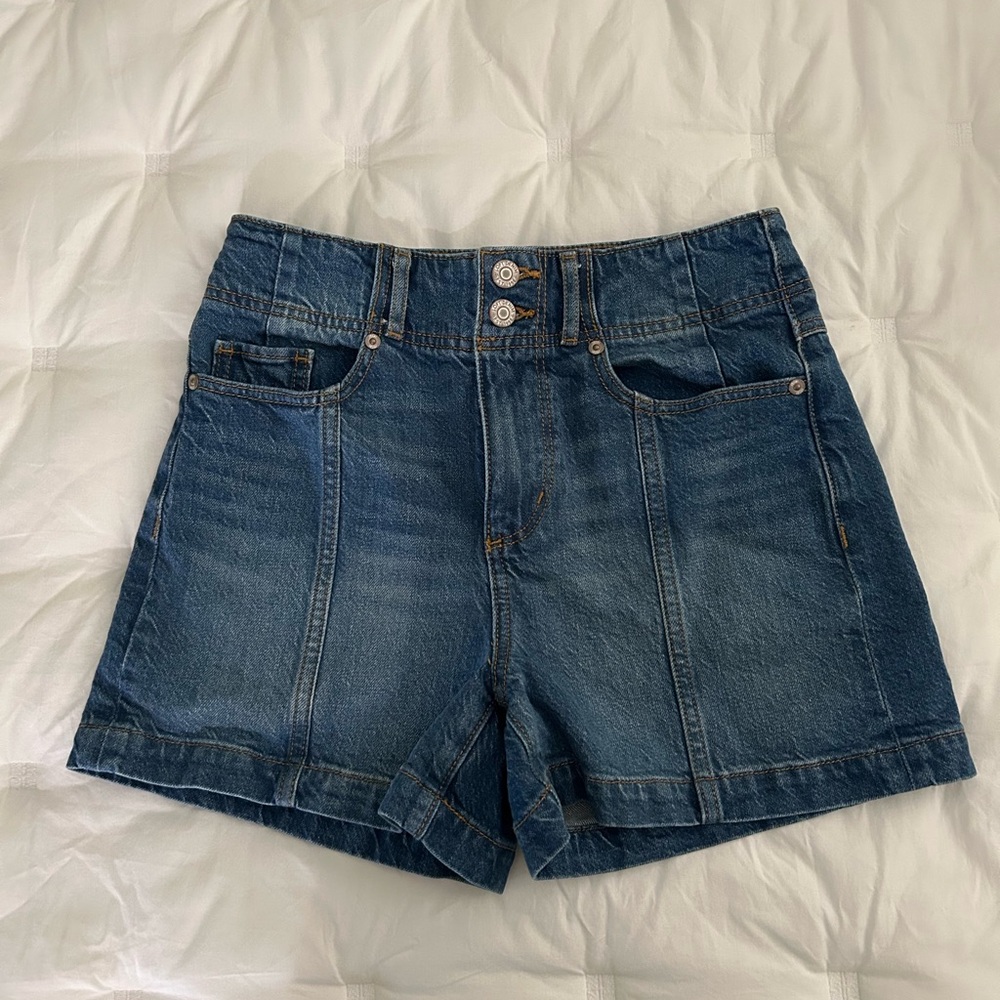 LOFT Shorts
